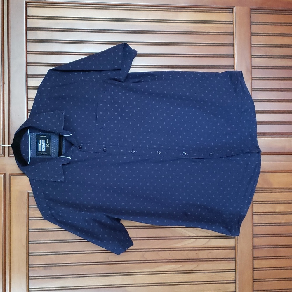 Men's Short Sleeve Button-Down Shirt